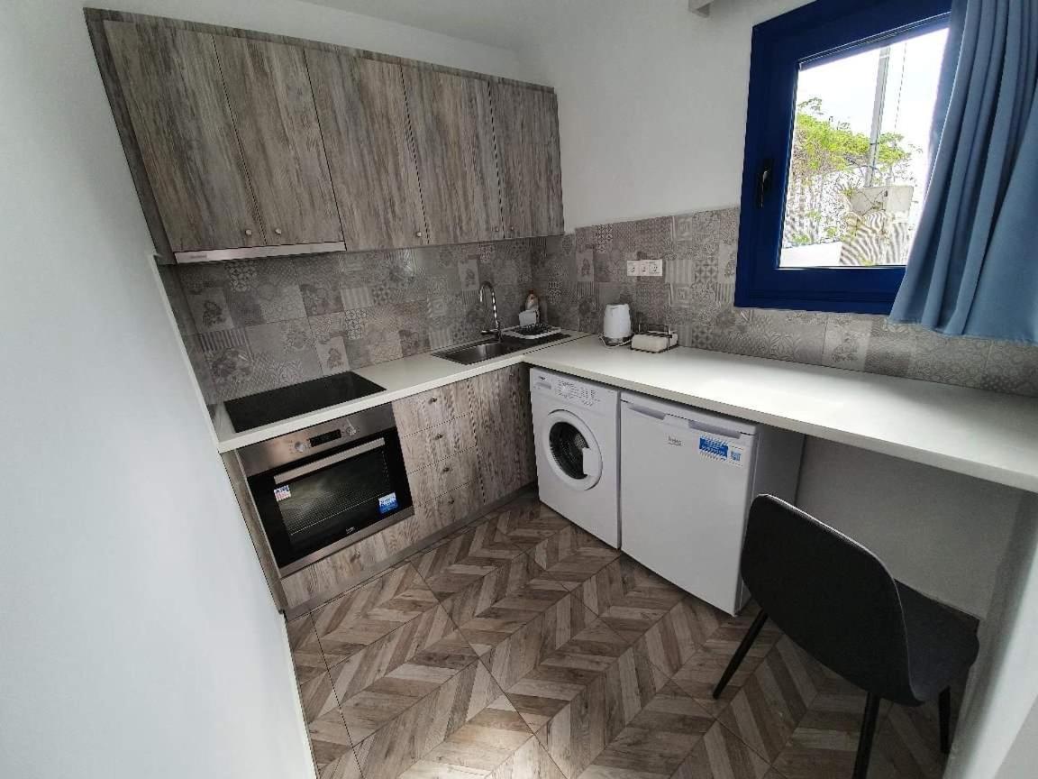 Edem House Finikas Apartment Loutro Exterior photo